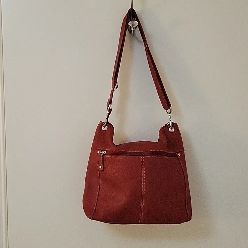 VTG FOSSIL 1990s Sutter Tomato Red Soft Pebbled Leather Hobo Bag